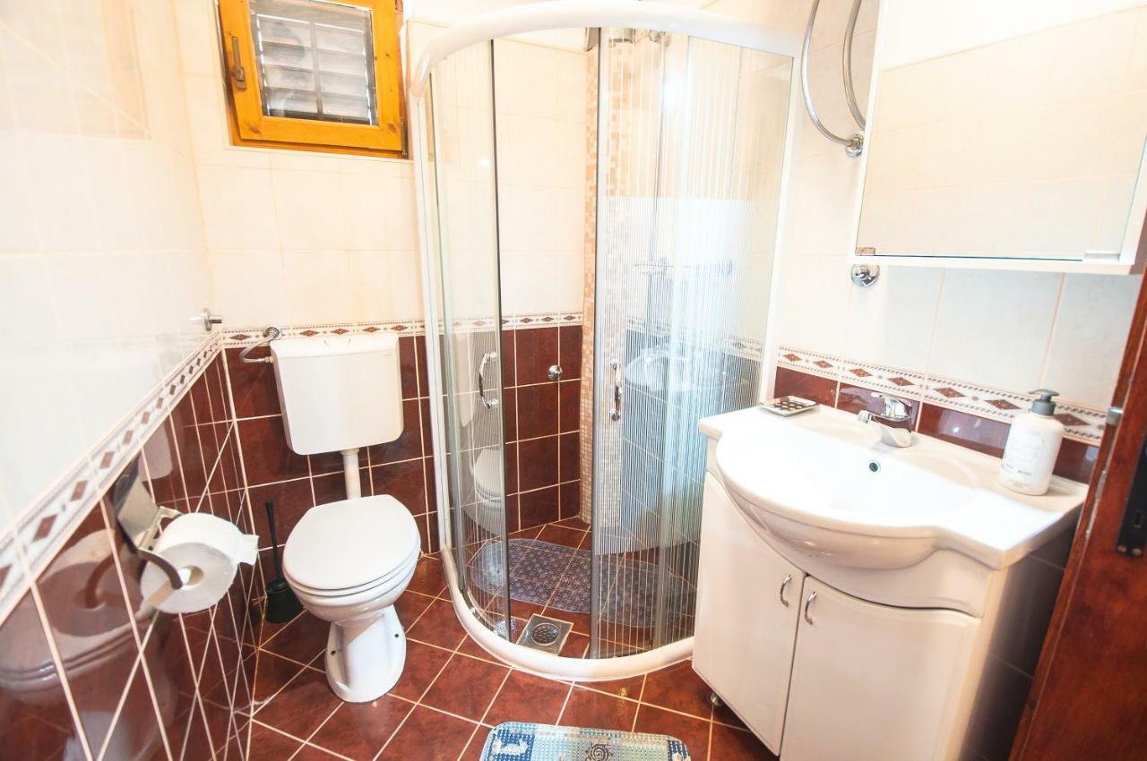 Apartments Milena Tivat Luaran gambar