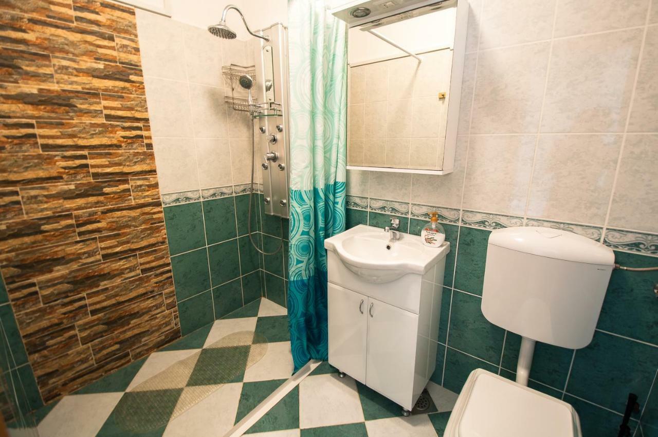 Apartments Milena Tivat Luaran gambar